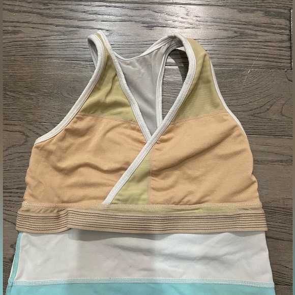 lululemon teal and white tanktop with built in bra - Picture 3 of 3